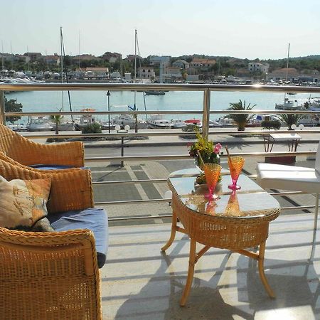 Apartments Antonela Йезера Екстериор снимка